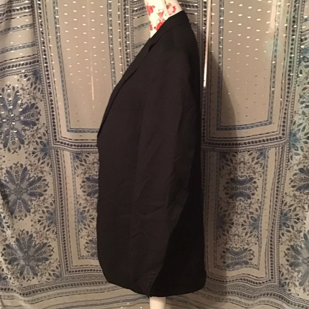 🎩SALE NWOT SPORTS COAT BLACK PINSTRIPED